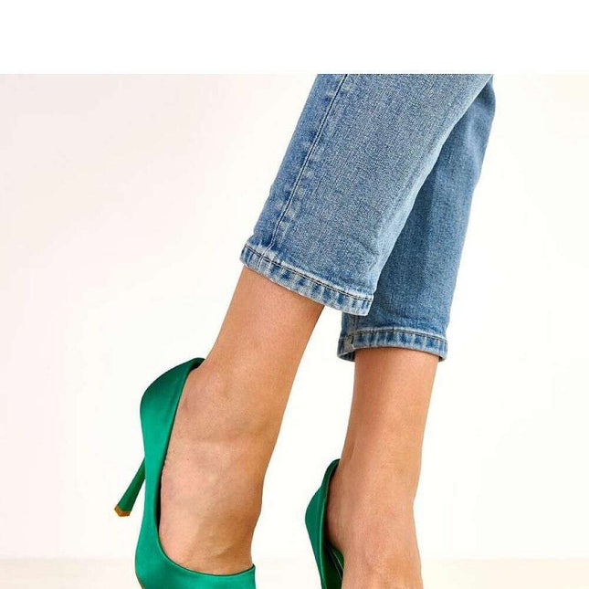 High heels model 220603