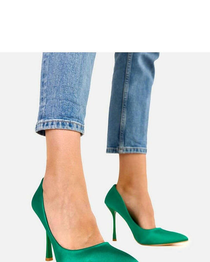 High heels model 220603