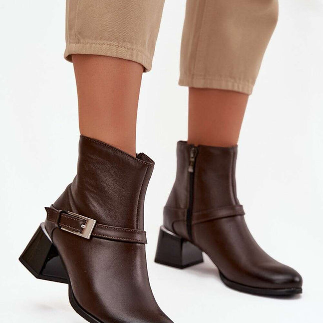 Heel boots model 220702
