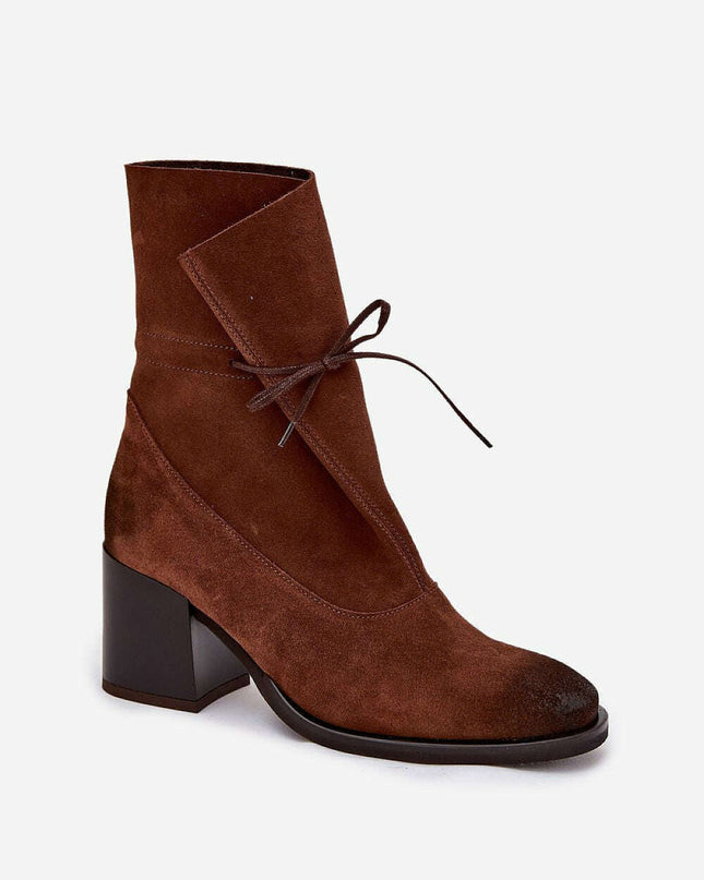 Heel boots model 220703