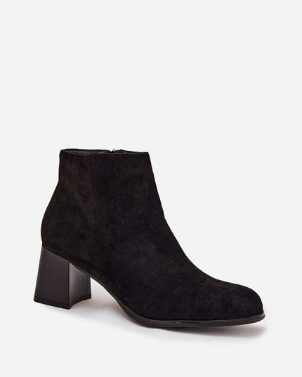 Heel boots model 220710