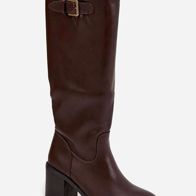 Heel boots model 220721