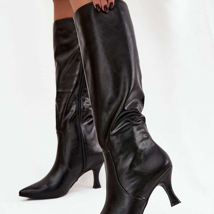 Heel boots model 220724