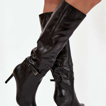 Heel boots model 220725
