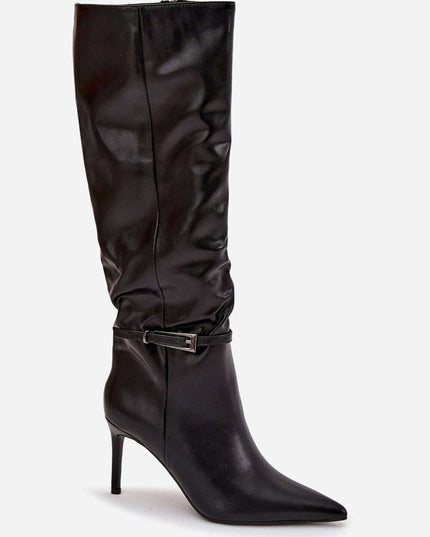Heel boots model 220725