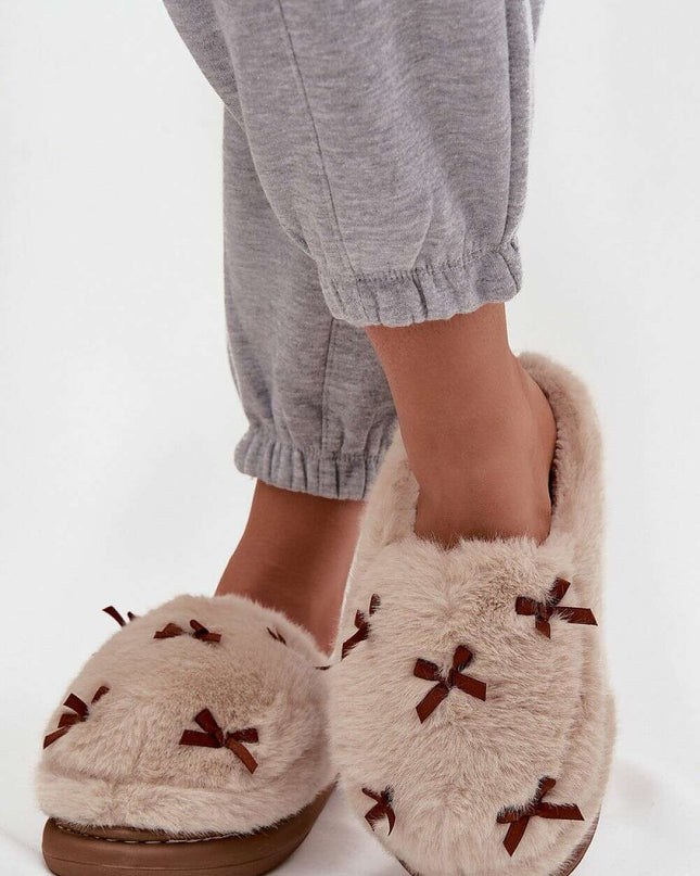 Slippers model 220727