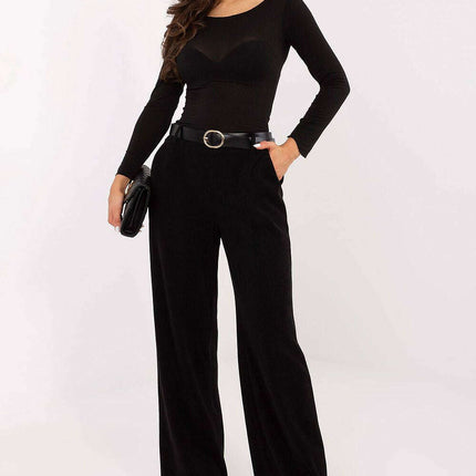 Women trousers model 220750