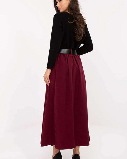 Long skirt model 220810