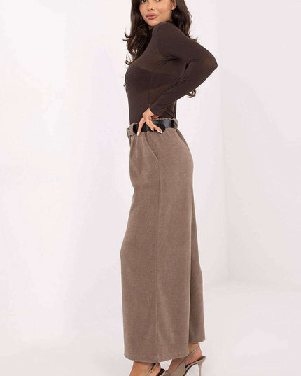 Women trousers model 220873