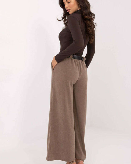 Women trousers model 220873