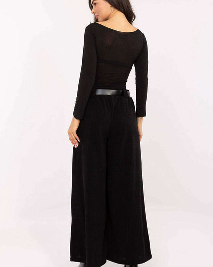Women trousers model 220873