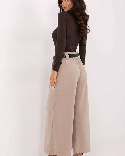 Women trousers model 220873