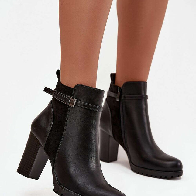 Heel boots model 220894