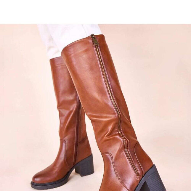 Heel boots model 221004