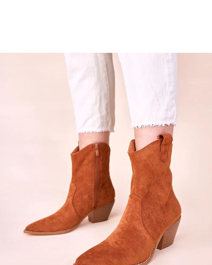 Heel boots model 221021