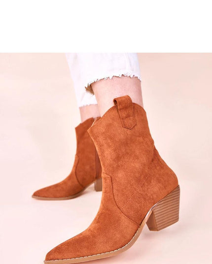 Heel boots model 221021