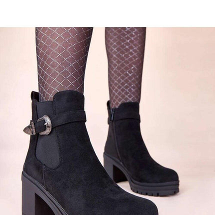 Heel boots model 221022