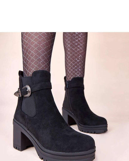 Heel boots model 221022