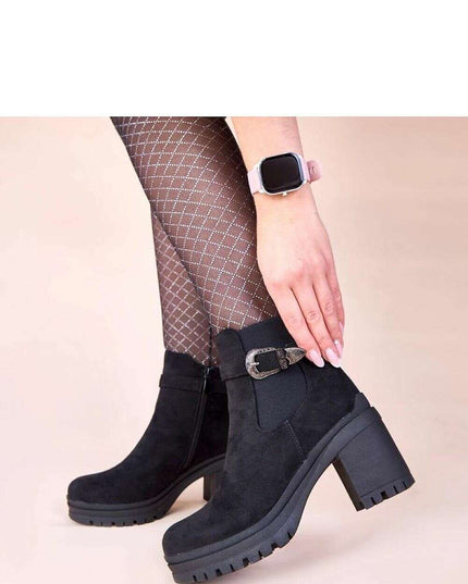 Heel boots model 221022
