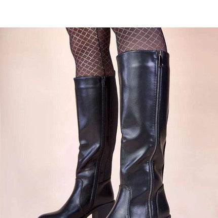 Heel boots model 221004
