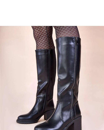 Heel boots model 221004