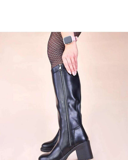 Heel boots model 221004