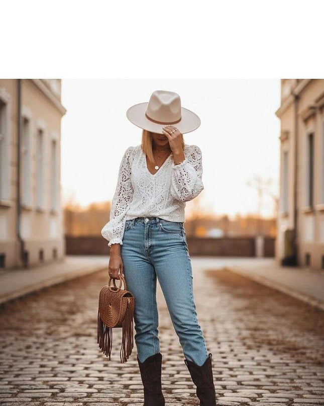 Heel boots model 221031