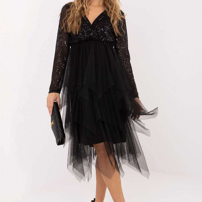 Short dress model 221077