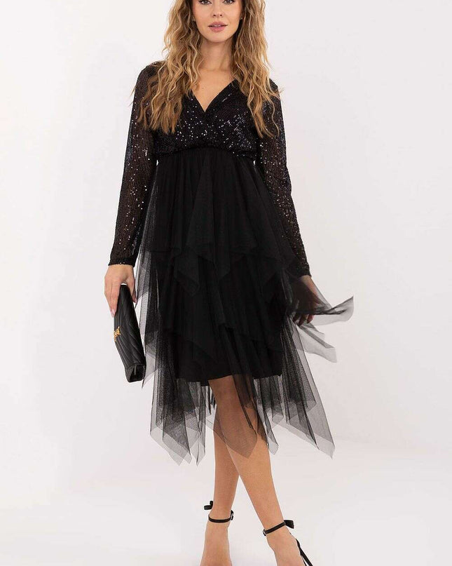 Short dress model 221077