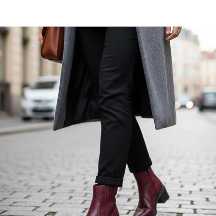 Heel boots model 221373