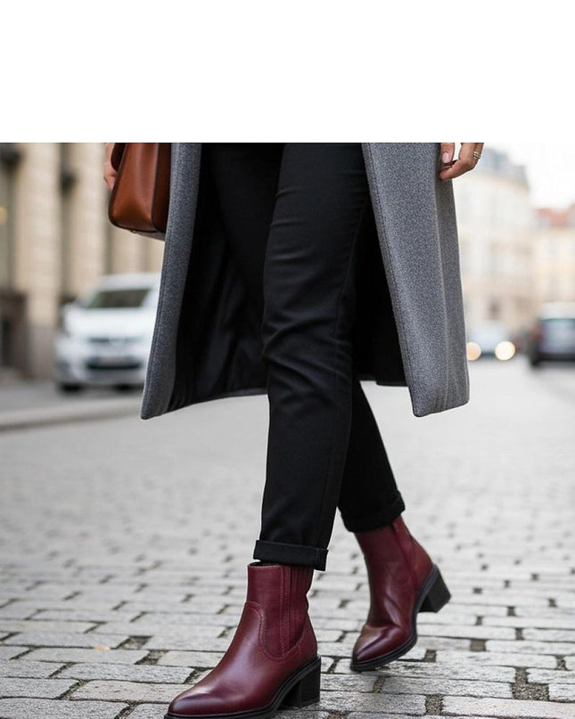 Heel boots model 221373