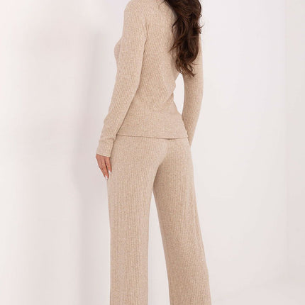 Women trousers model 221379