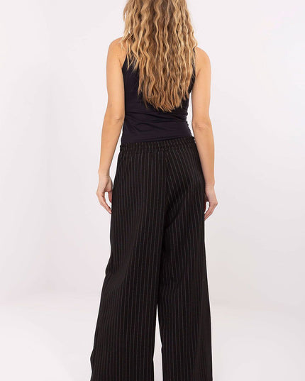Women trousers model 221425