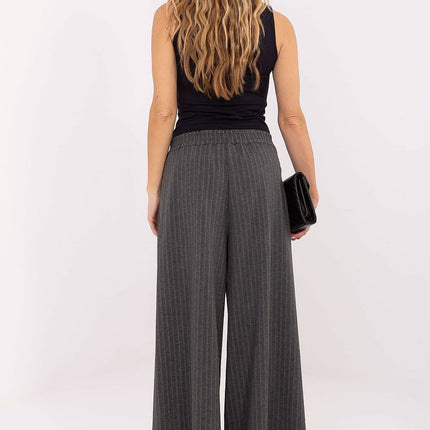 Women trousers model 221425