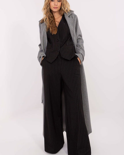 Women trousers model 221429