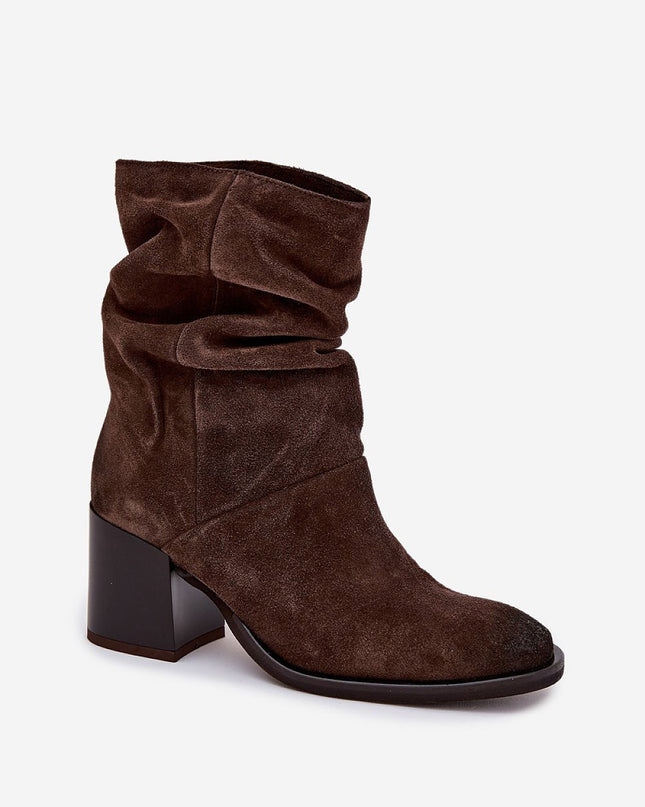 Heel boots model 221516