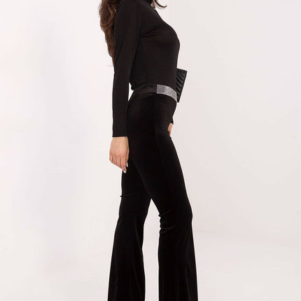 Women trousers model 221555