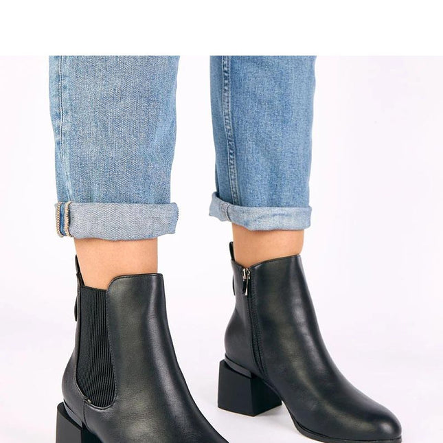 Heel boots model 221631