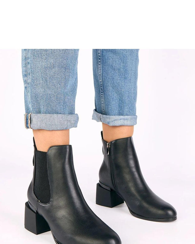 Heel boots model 221631