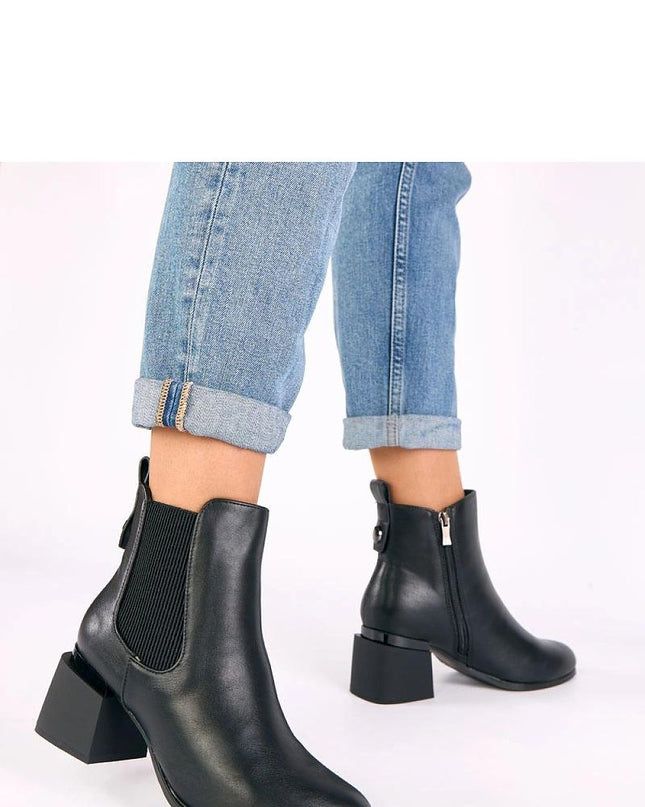 Heel boots model 221631