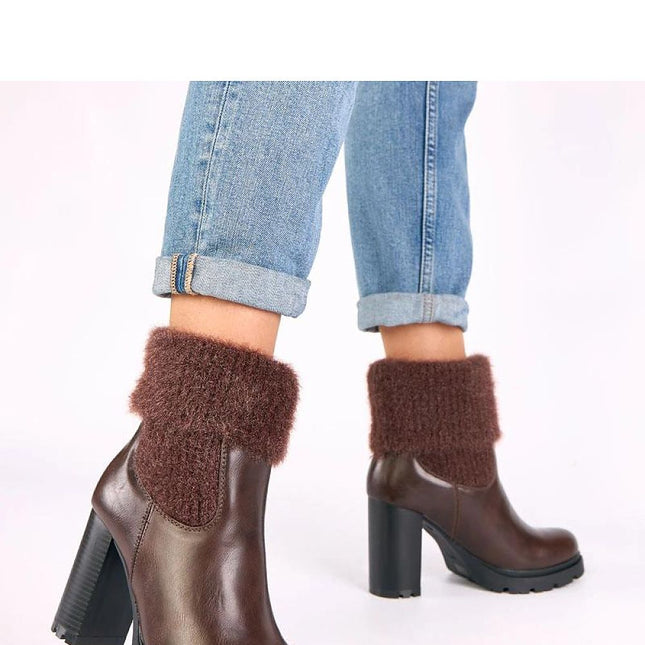 Heel boots model 221641