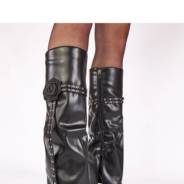 Heel boots model 221670