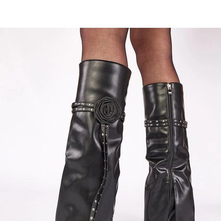 Heel boots model 221670