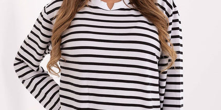  Blouse model 221744 Relevance 