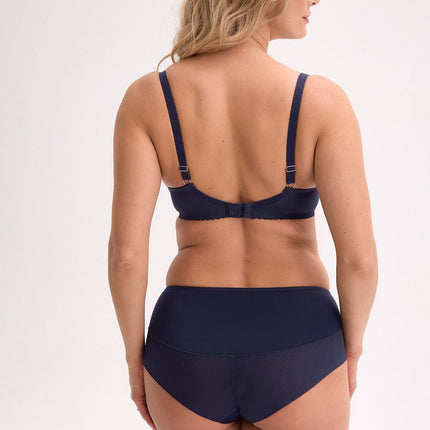  Semi-soft model 221775 Gaia 