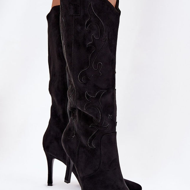 Heel boots model 221906