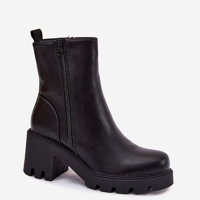 Heel boots model 221931