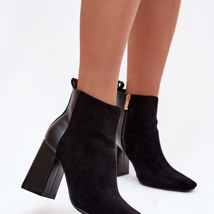 Heel boots model 221933