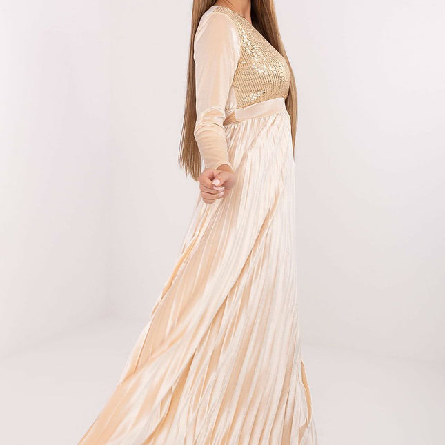 Long dress model 222165