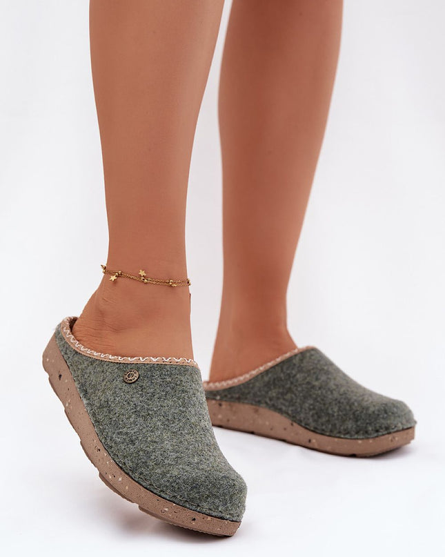 Slippers model 222276